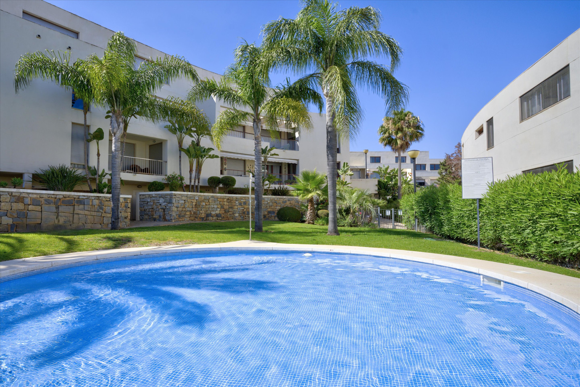 3 Bedroom Apartment in Marbella - Photo 29