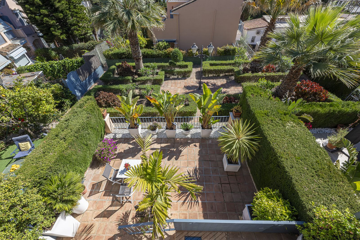 3 Bedroom Townhouse in Marbella - Photo 29
