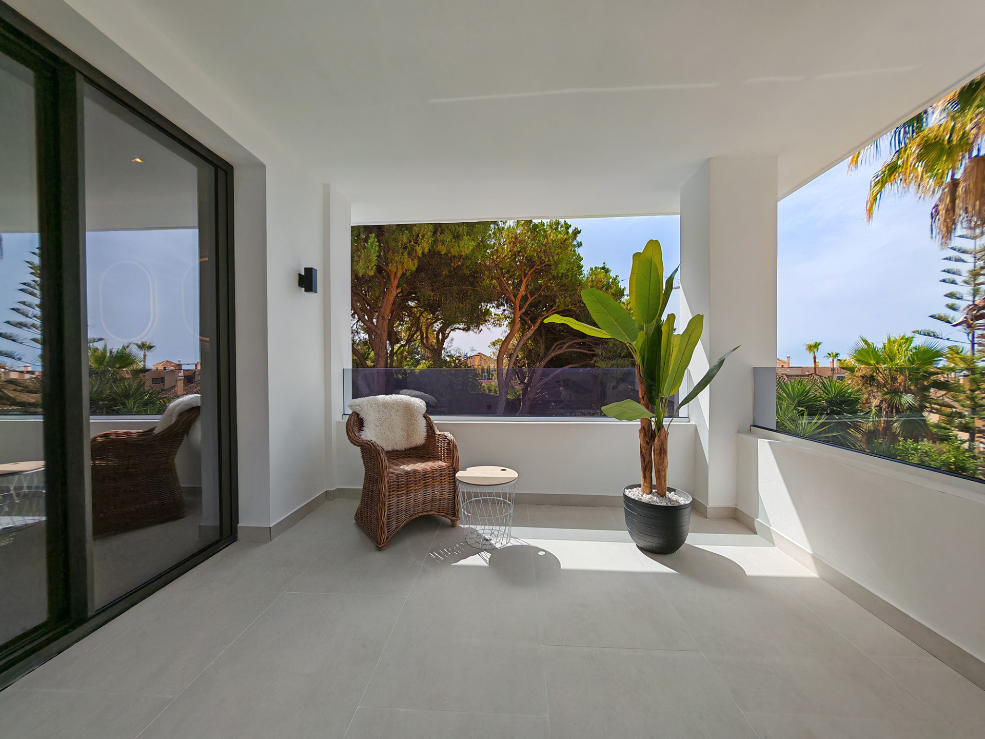 8 Bedroom Villa in Marbella - Photo 13
