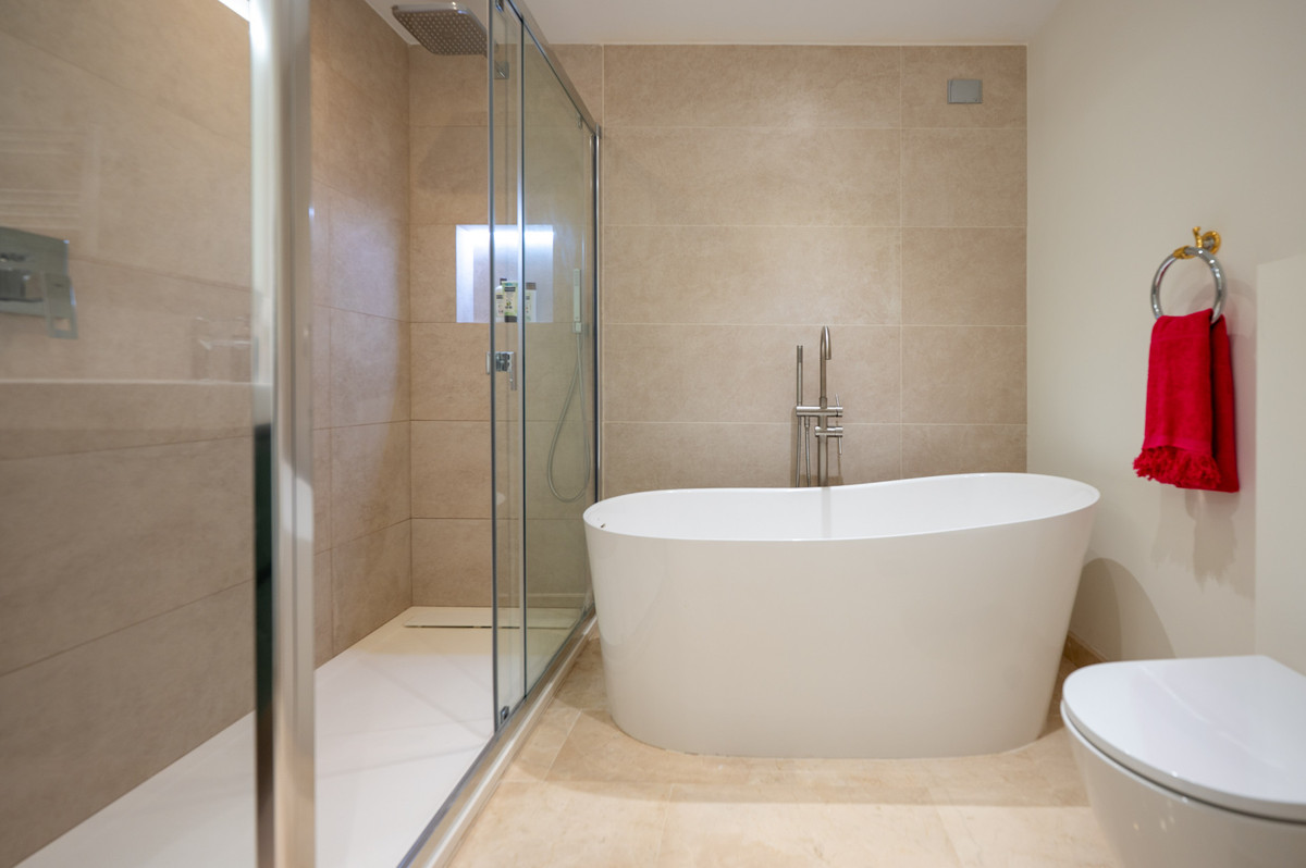 3 Bedroom Townhouse in Marbella - Photo 35