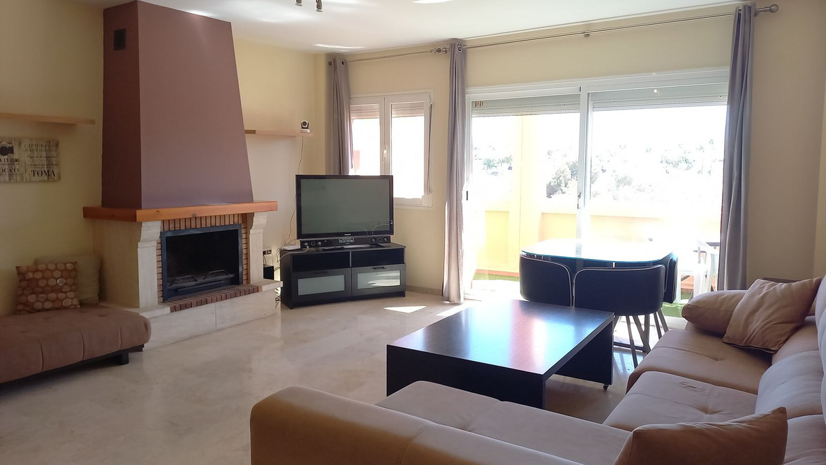 2 Bedroom Penthouse in Mijas - Photo 7