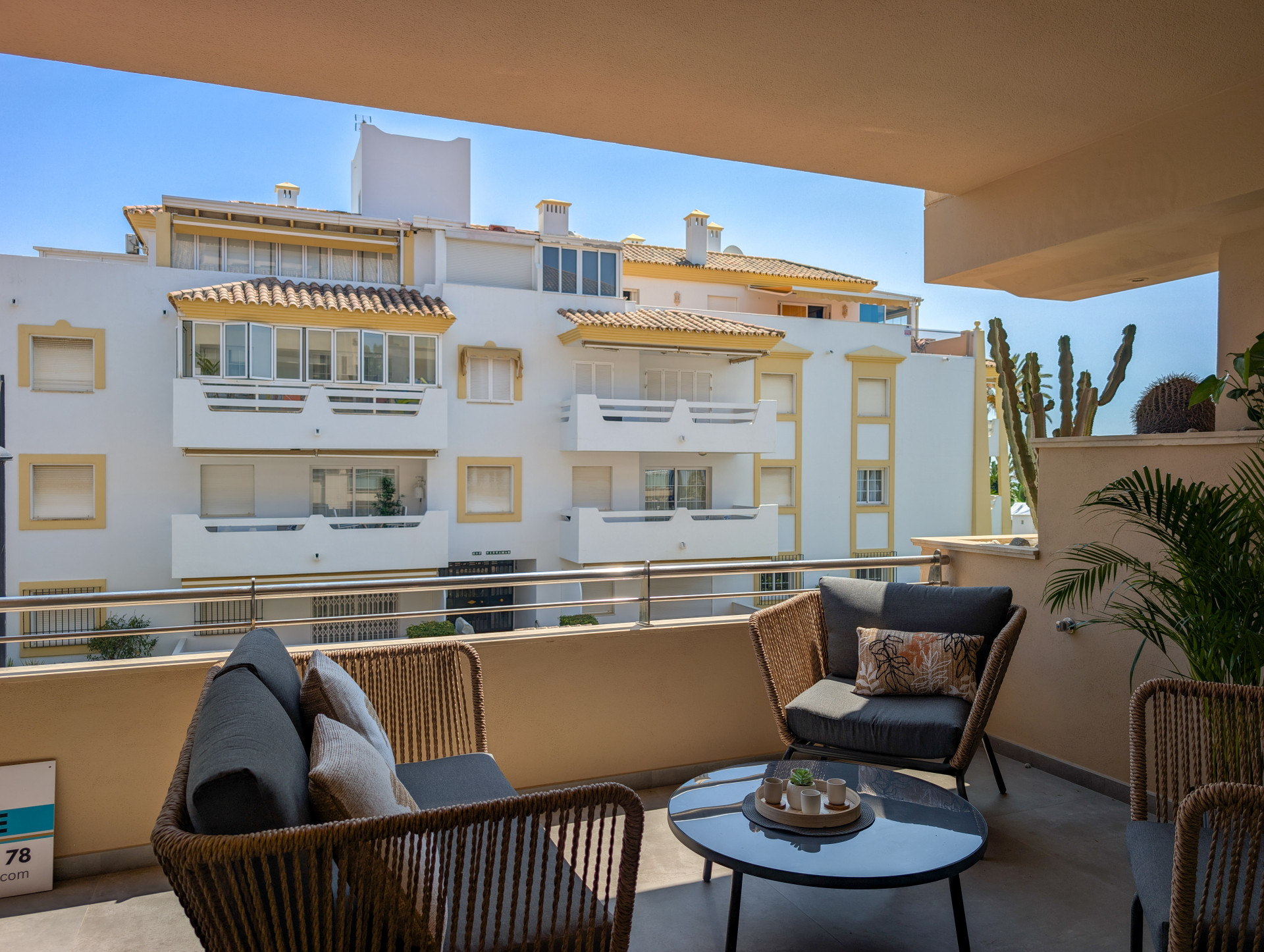 2 Bedroom Apartment in San Pedro de Alcántara - Photo 30
