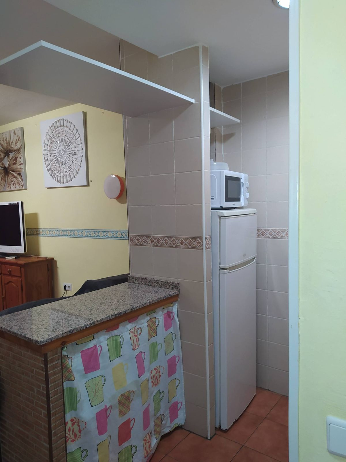 1 Bedroom Apartment in Torremolinos - Photo 12