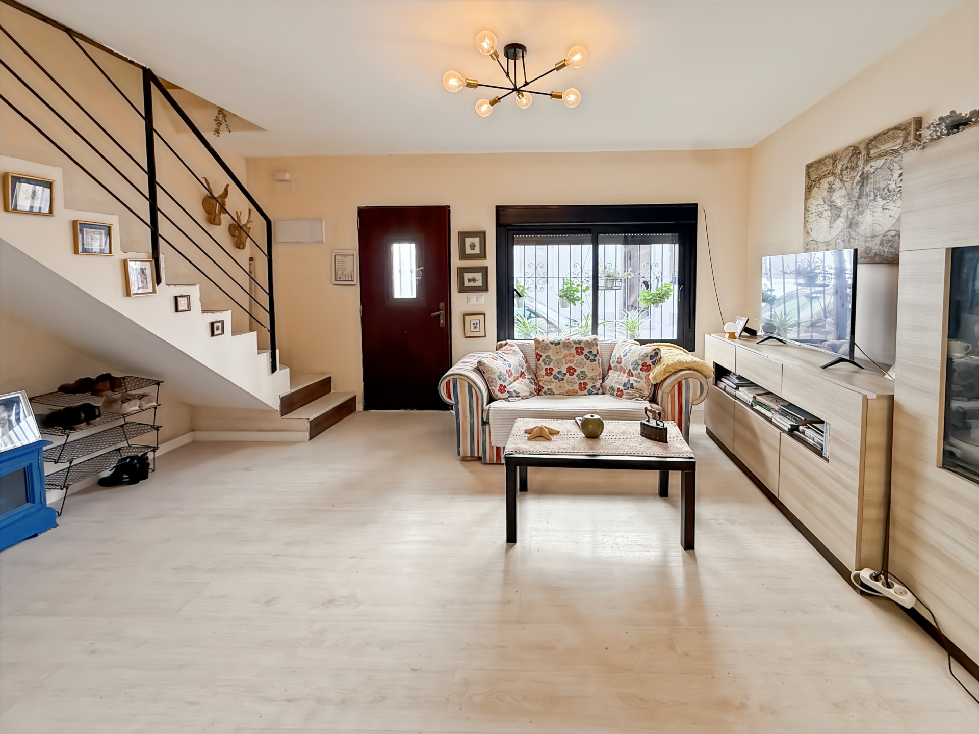 3 Bedroom Townhouse in Benalmádena - Photo 3