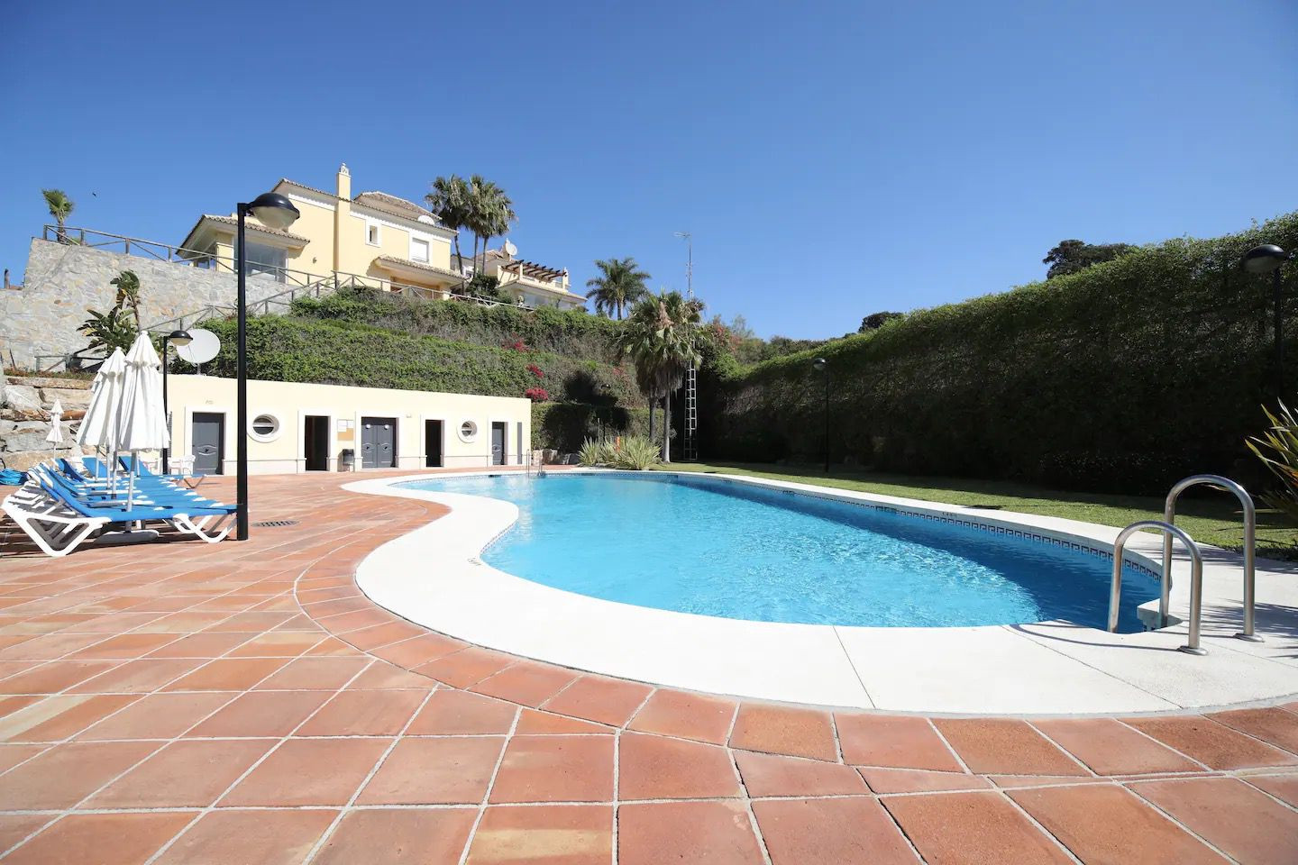 4 Bedroom Villa in Marbella - Photo 19