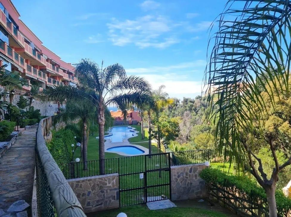 4 Bedroom Townhouse in Fuengirola - Photo 20