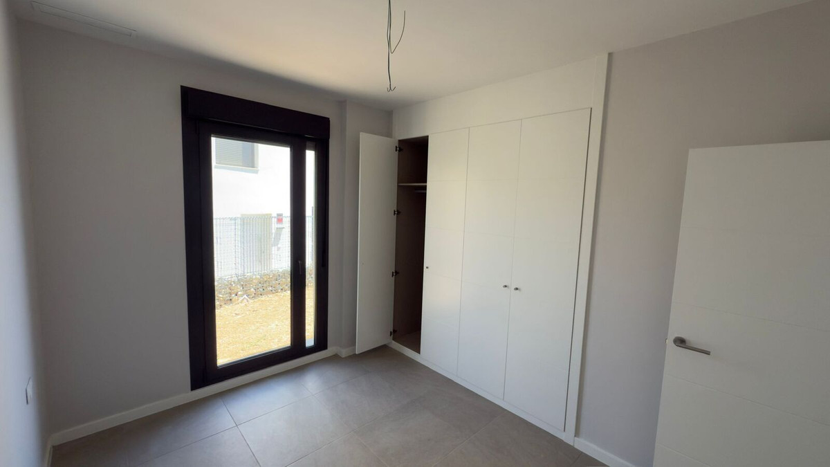 4 Bedroom Villa in Mijas - Photo 20