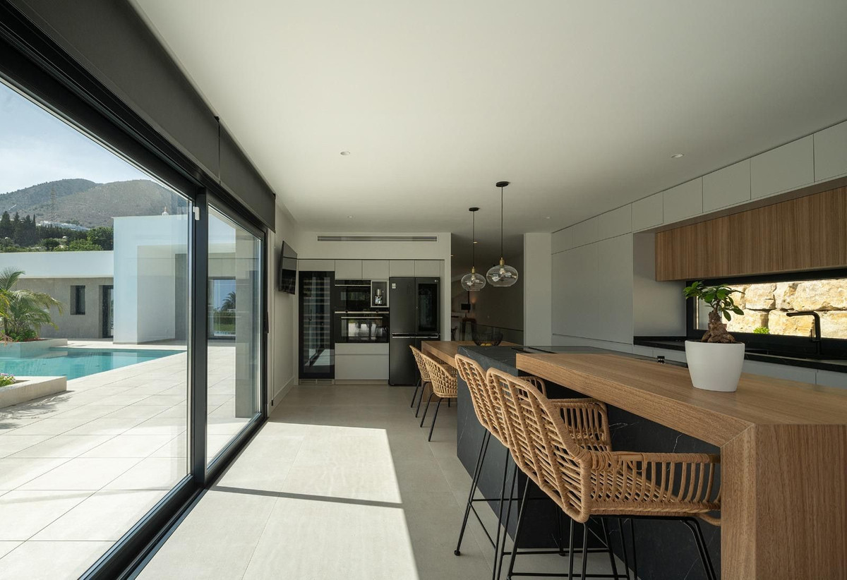 5 Bedroom Villa in Benalmádena - Foto 14