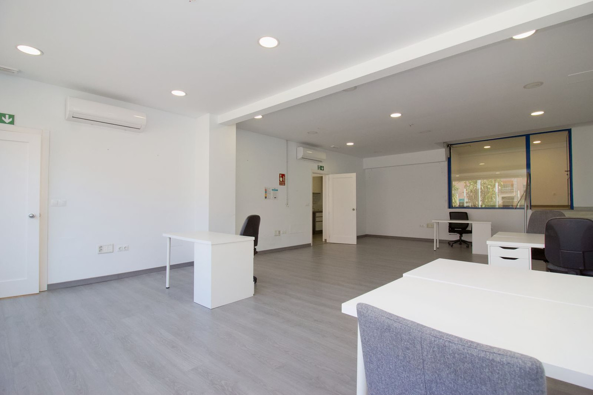 Locale commerciale a Malaga, Spagna – Foto 10