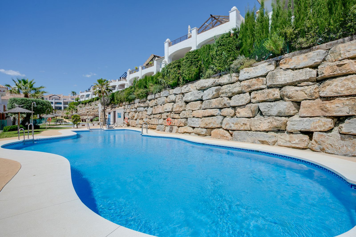 2 Bedroom Apartment in Casares - Photo 15