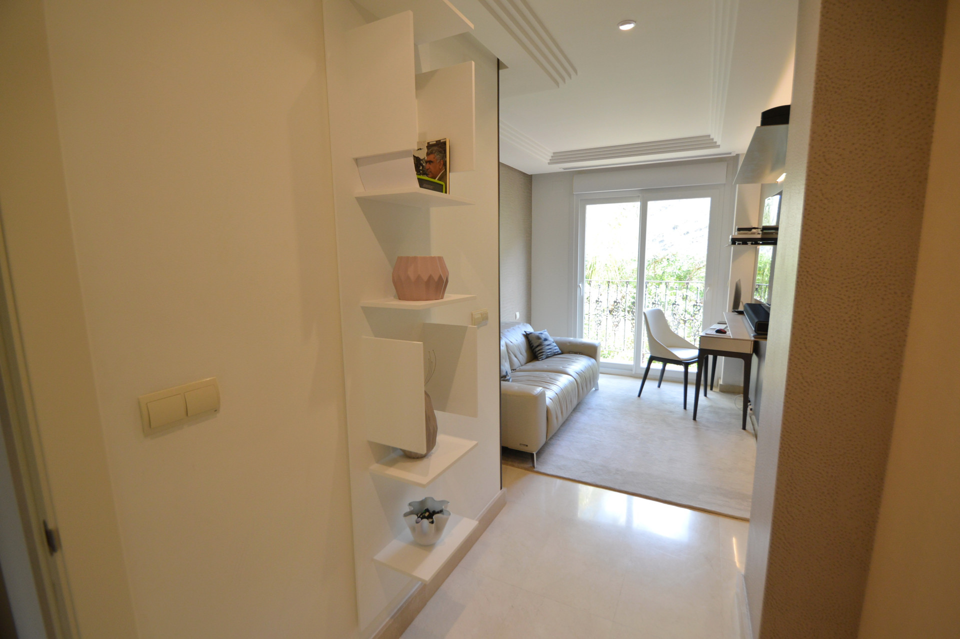 3 Bedroom Apartment in Marbella - Photo 10