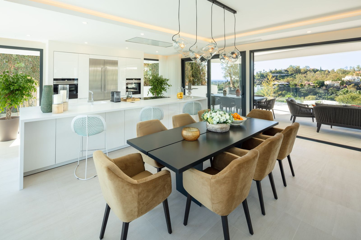 5 Bedroom Villa in Benahavís - Foto 21