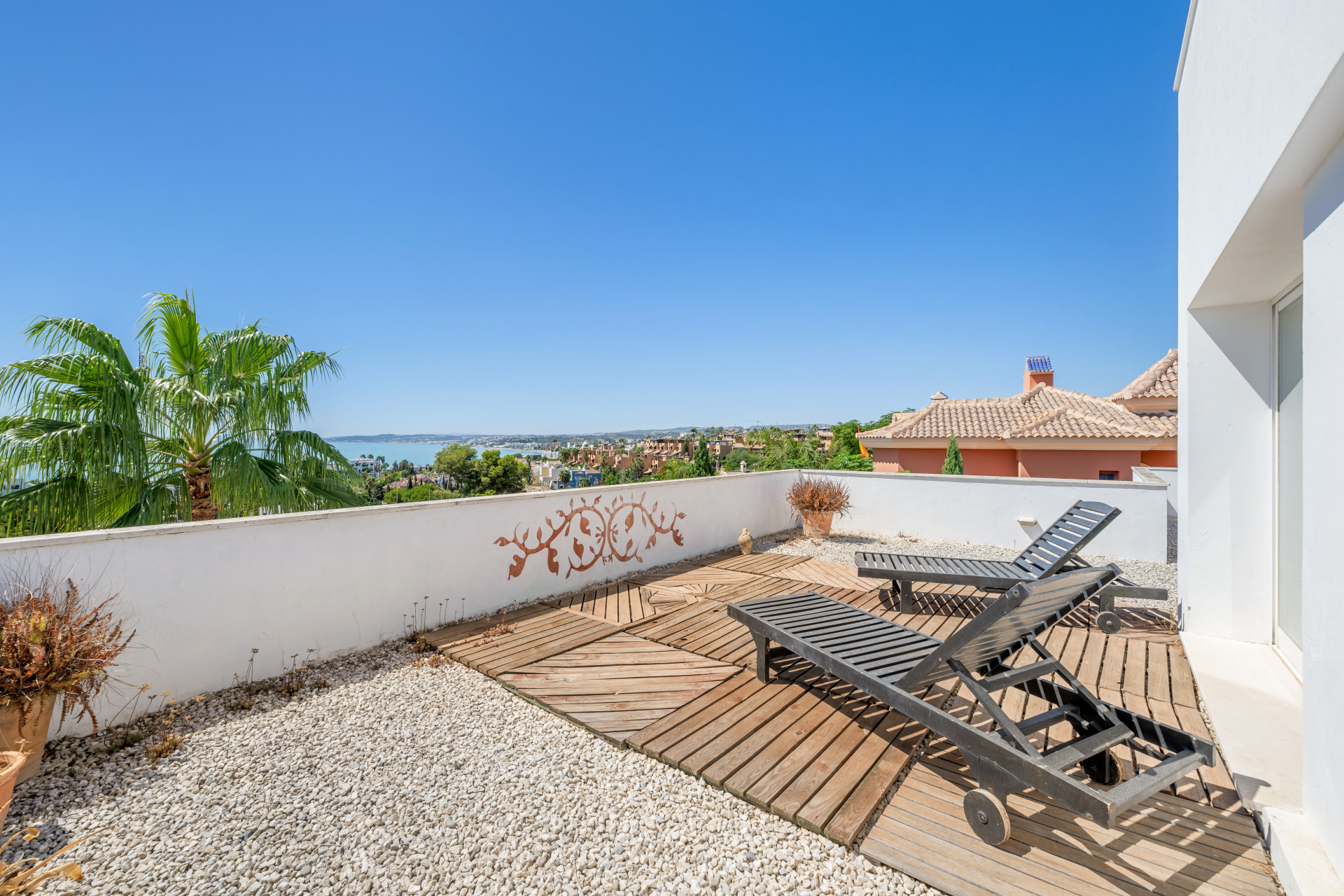4 Bedroom Villa in Estepona - Photo 16
