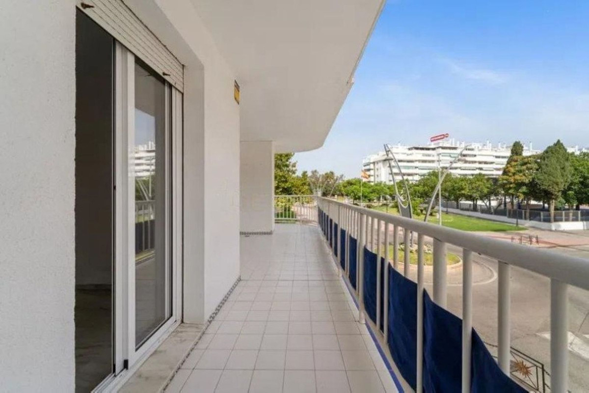 3 Bedroom Apartment in Fuengirola - Foto 13