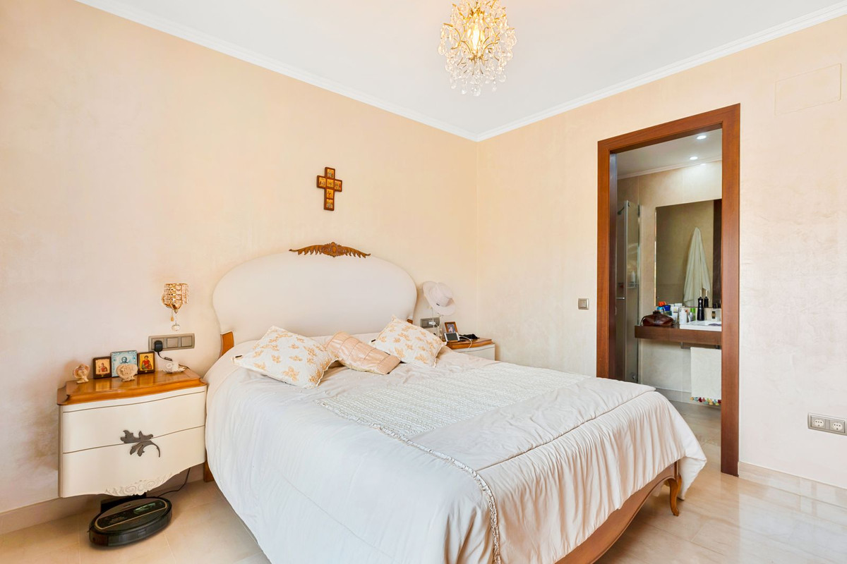 Apartamento com 2 quartos com piscina em Málaga, Espanha – Foto 11