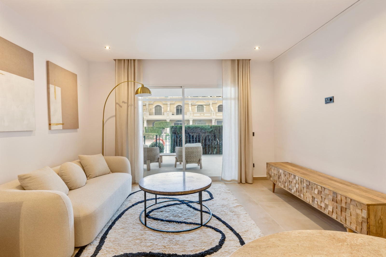 3 Bedroom Apartment in Marbella - Photo 6