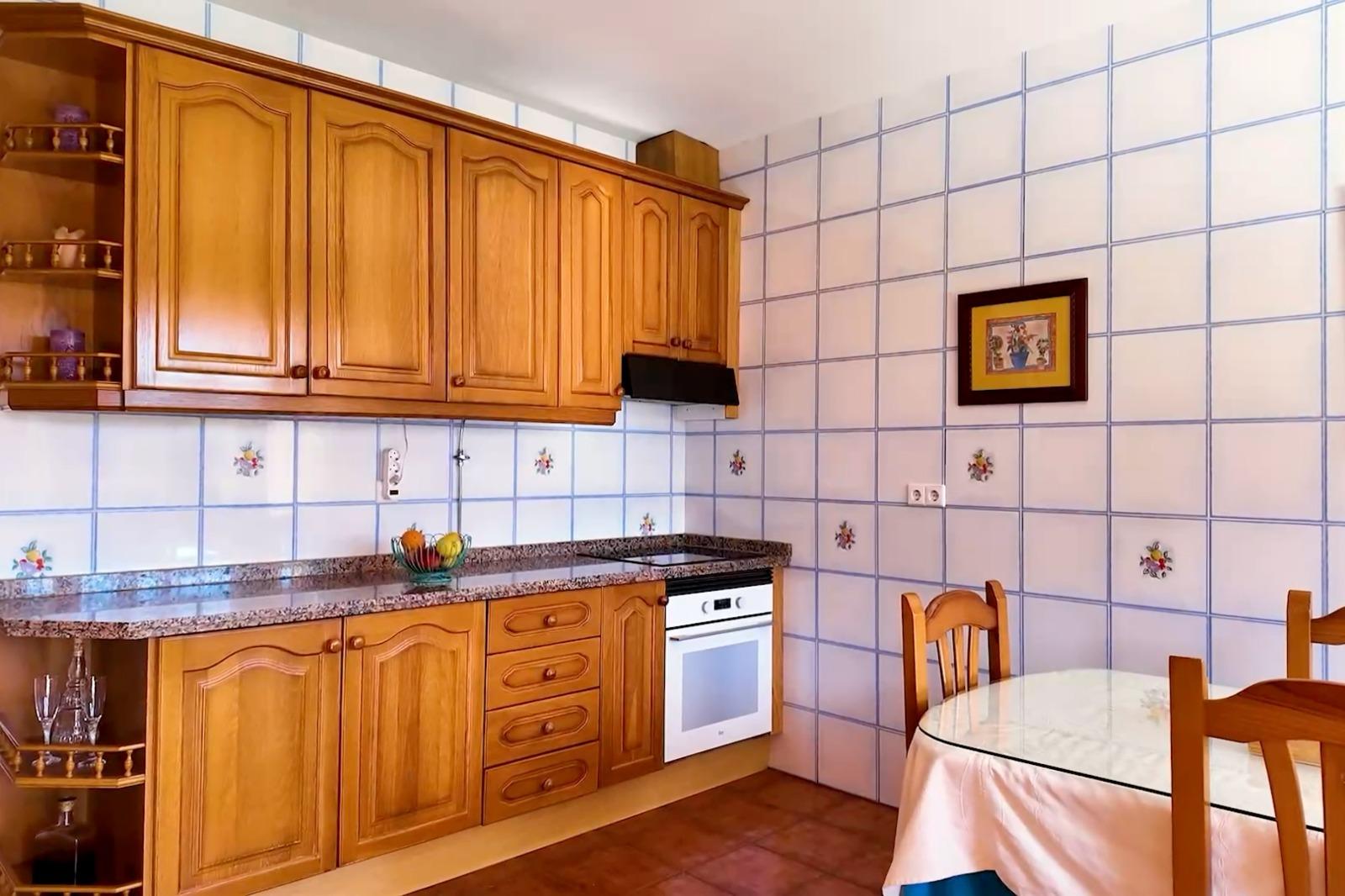5 Bedroom Villa in Mijas - Photo 4