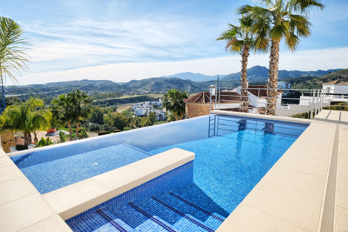 4 Bedroom Villa in Benahavís - Foto 3
