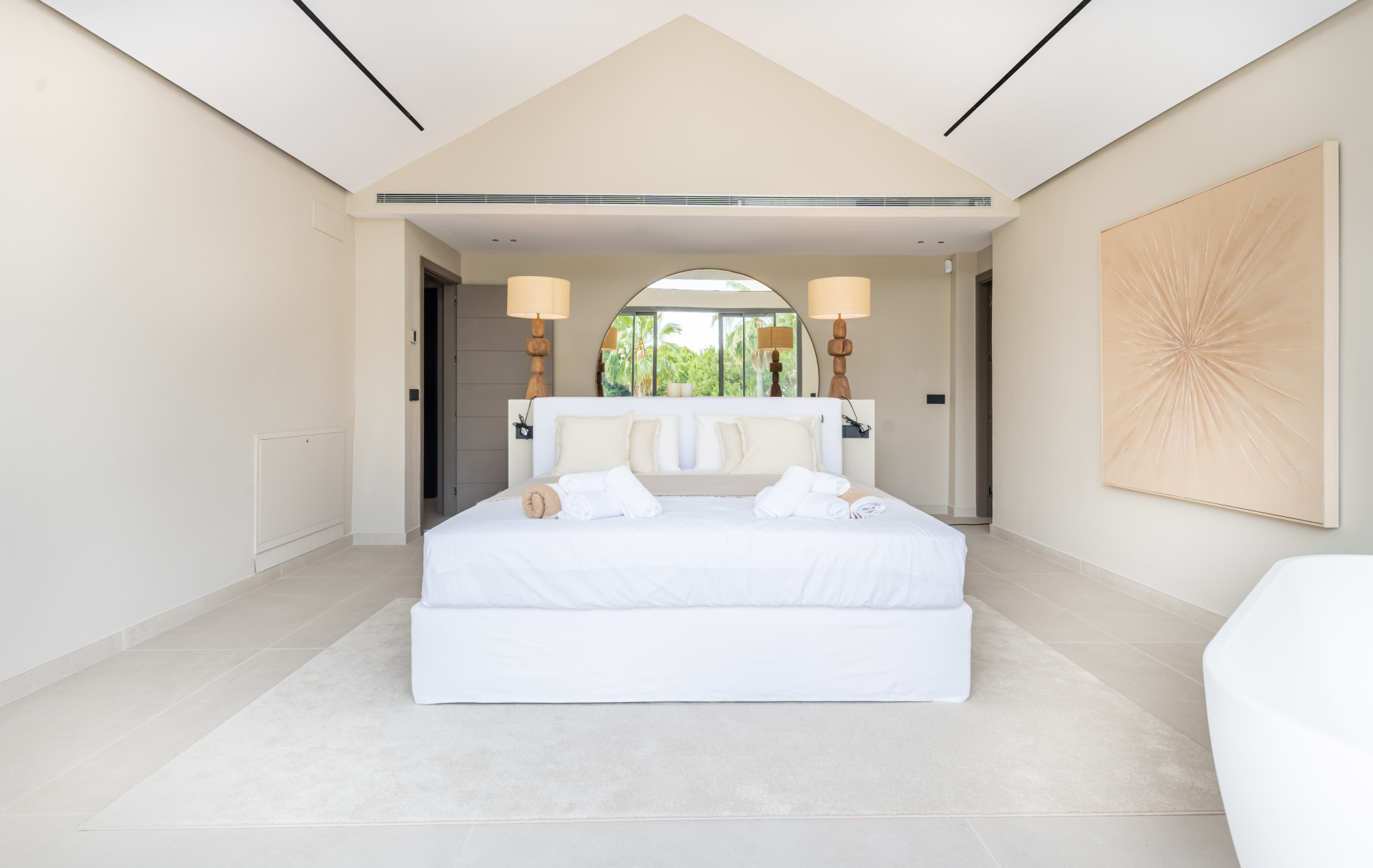5 Bedroom Villa in Estepona - Photo 6
