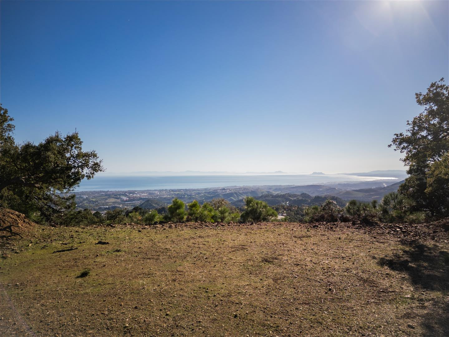 4,100 m² Plot in Benahavís - Photo 13
