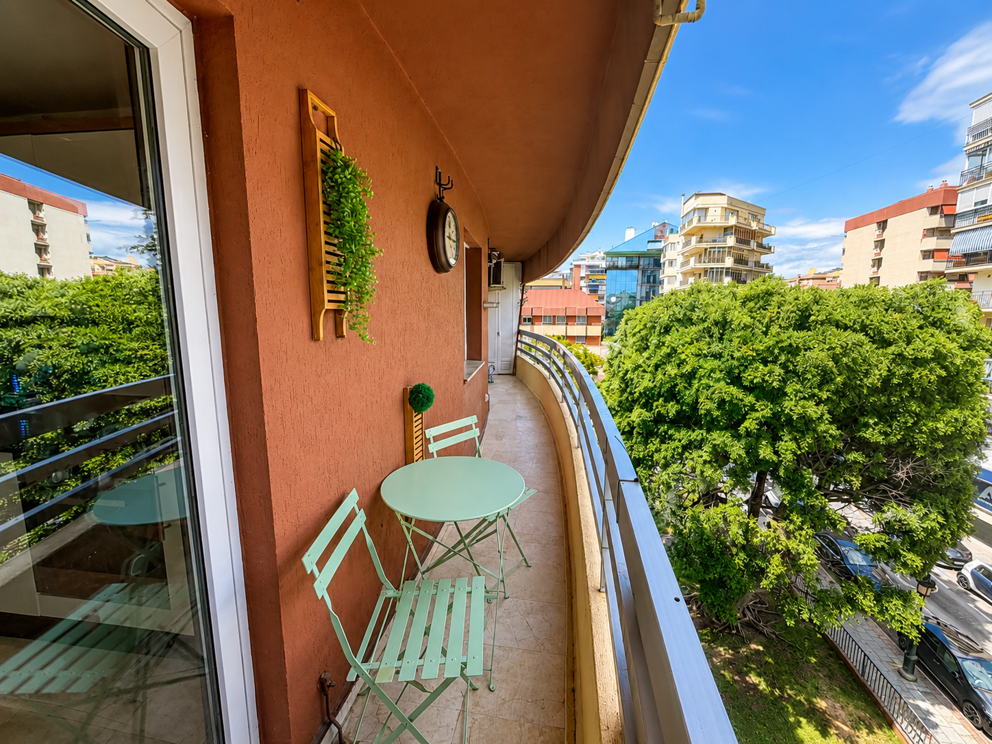 Piso de 3 dormitorios con piscina en Málaga – Foto 27