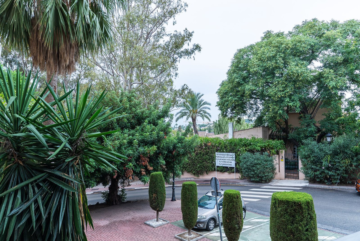 1 Bedroom Apartment in Estepona - Photo 25