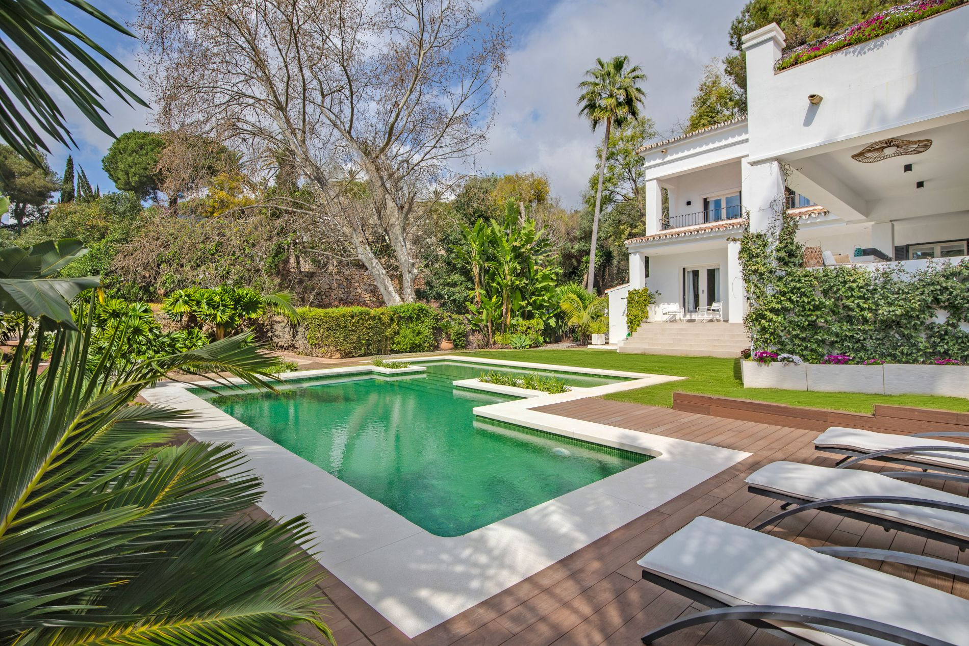 5 Bedroom Villa in Marbella - Photo 9