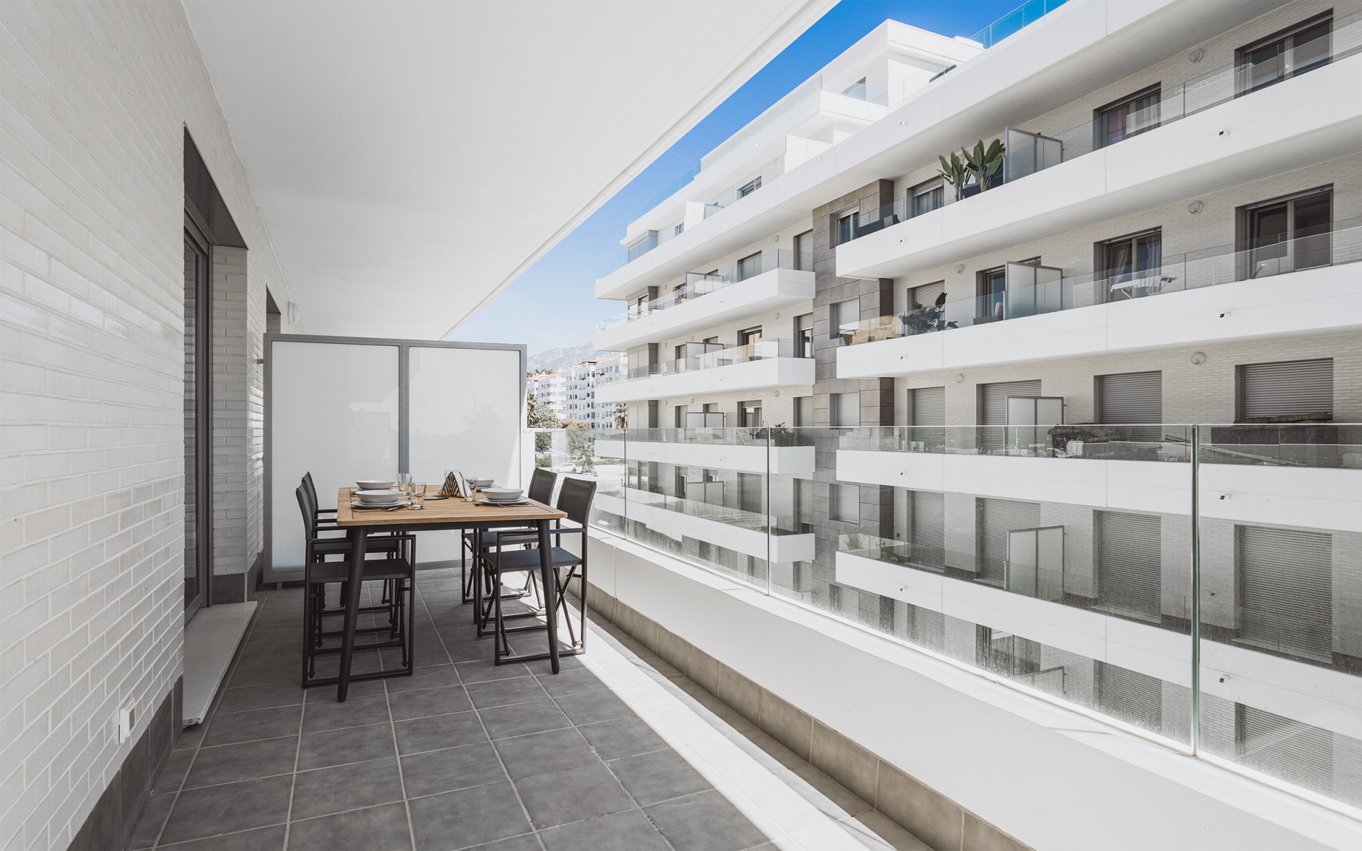 2 Bedroom Apartment in Marbella - Photo 7