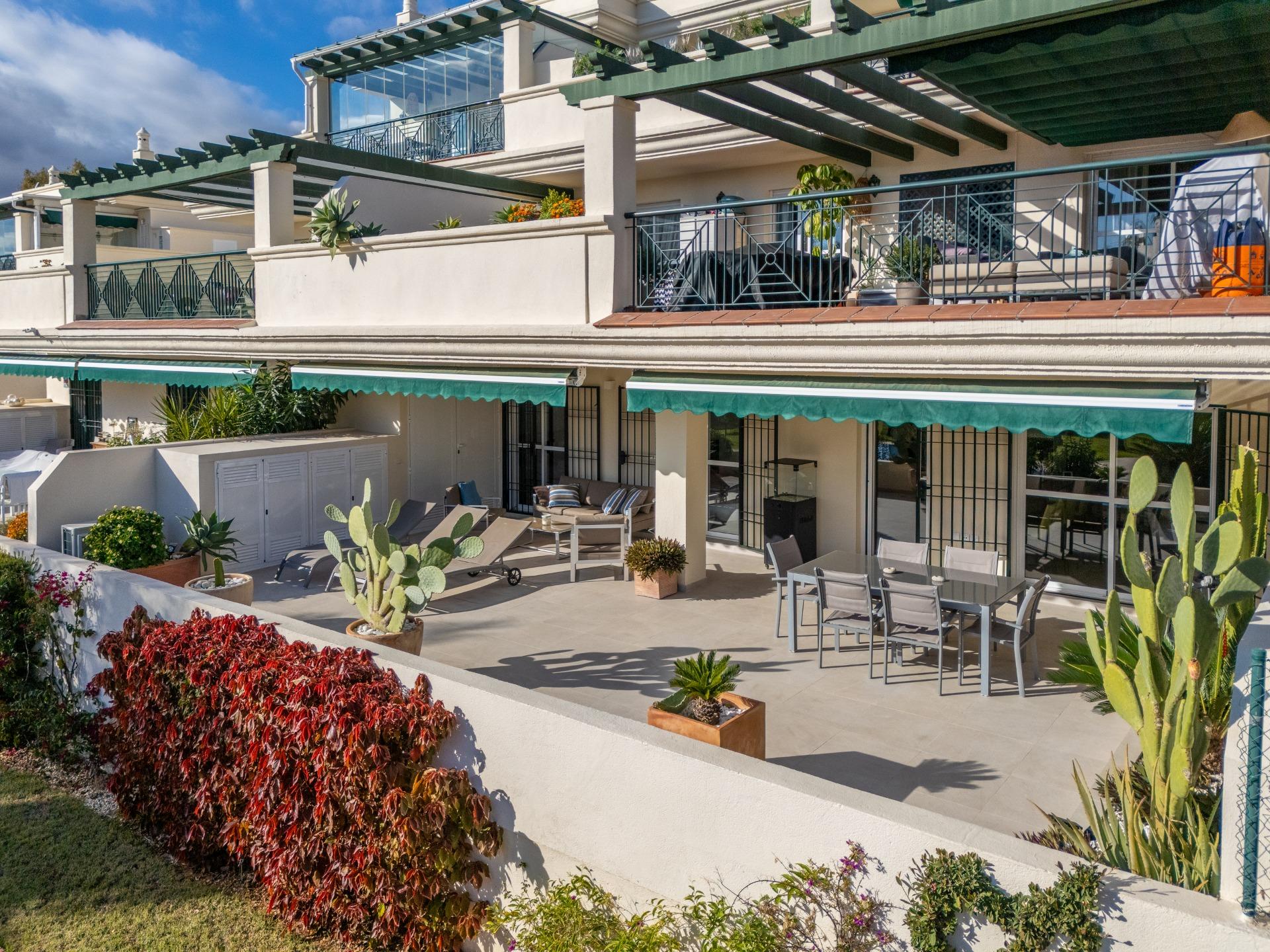 2 Bedroom Apartment in Marbella - Foto 2