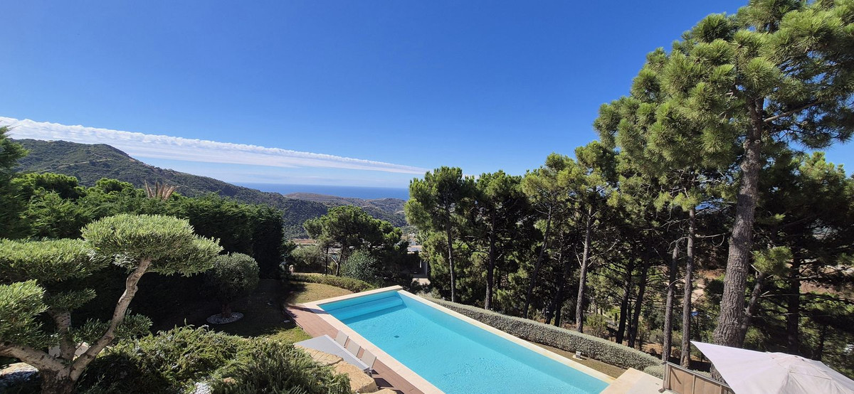 5 Bedroom Villa in Benahavís - Фото 2
