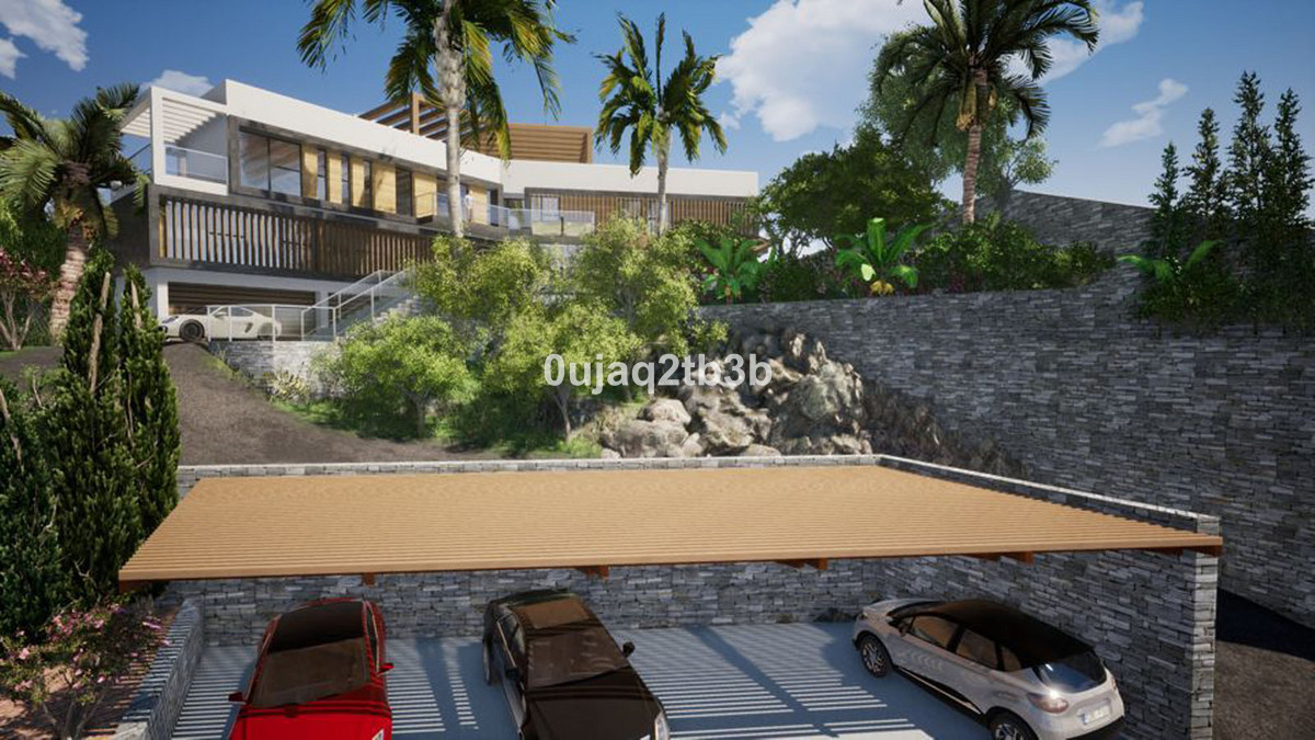 1,704 m² Plot in Marbella - Photo 3