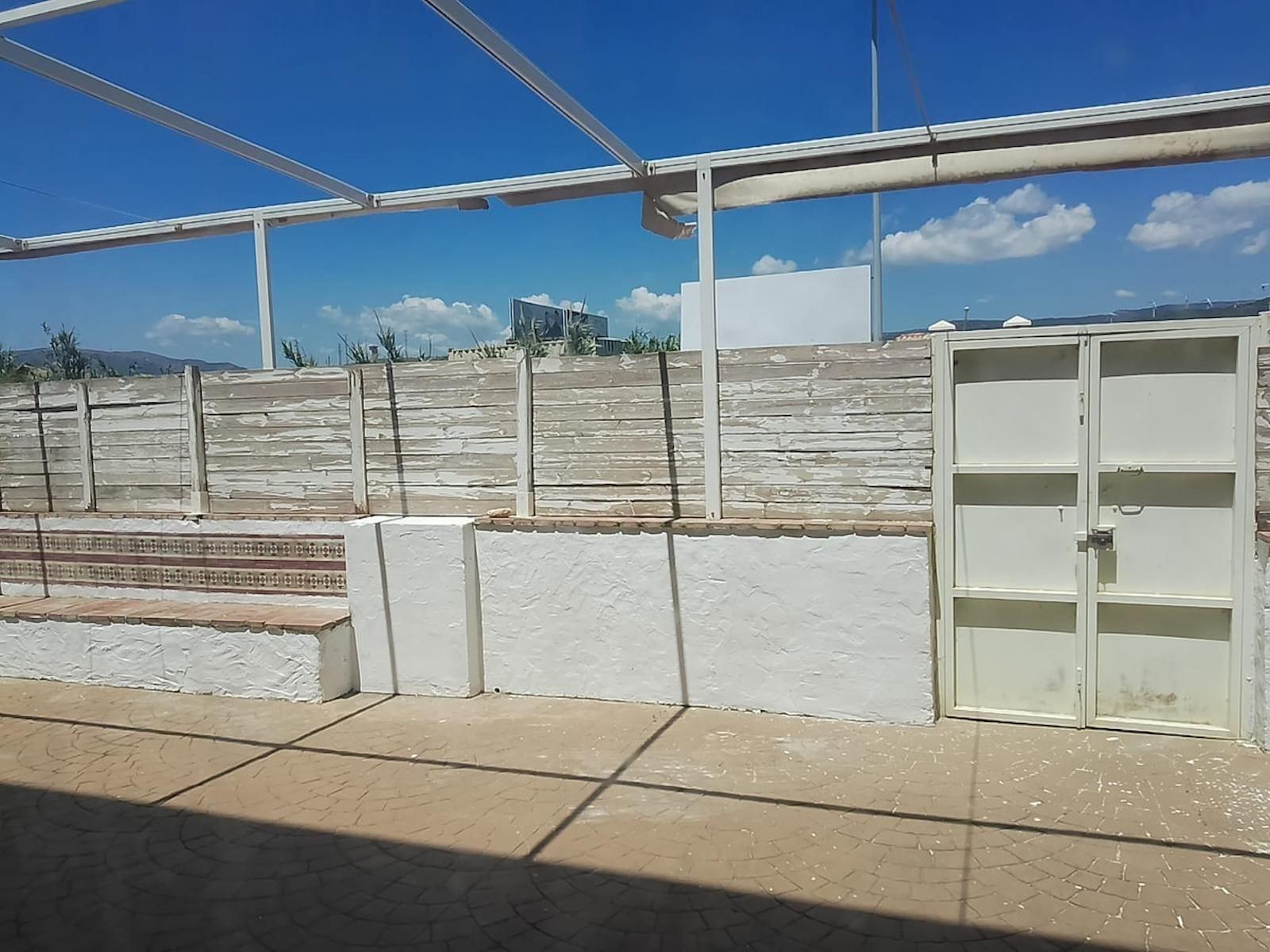 Local commercial à Cadix, Espagne – Photo 14