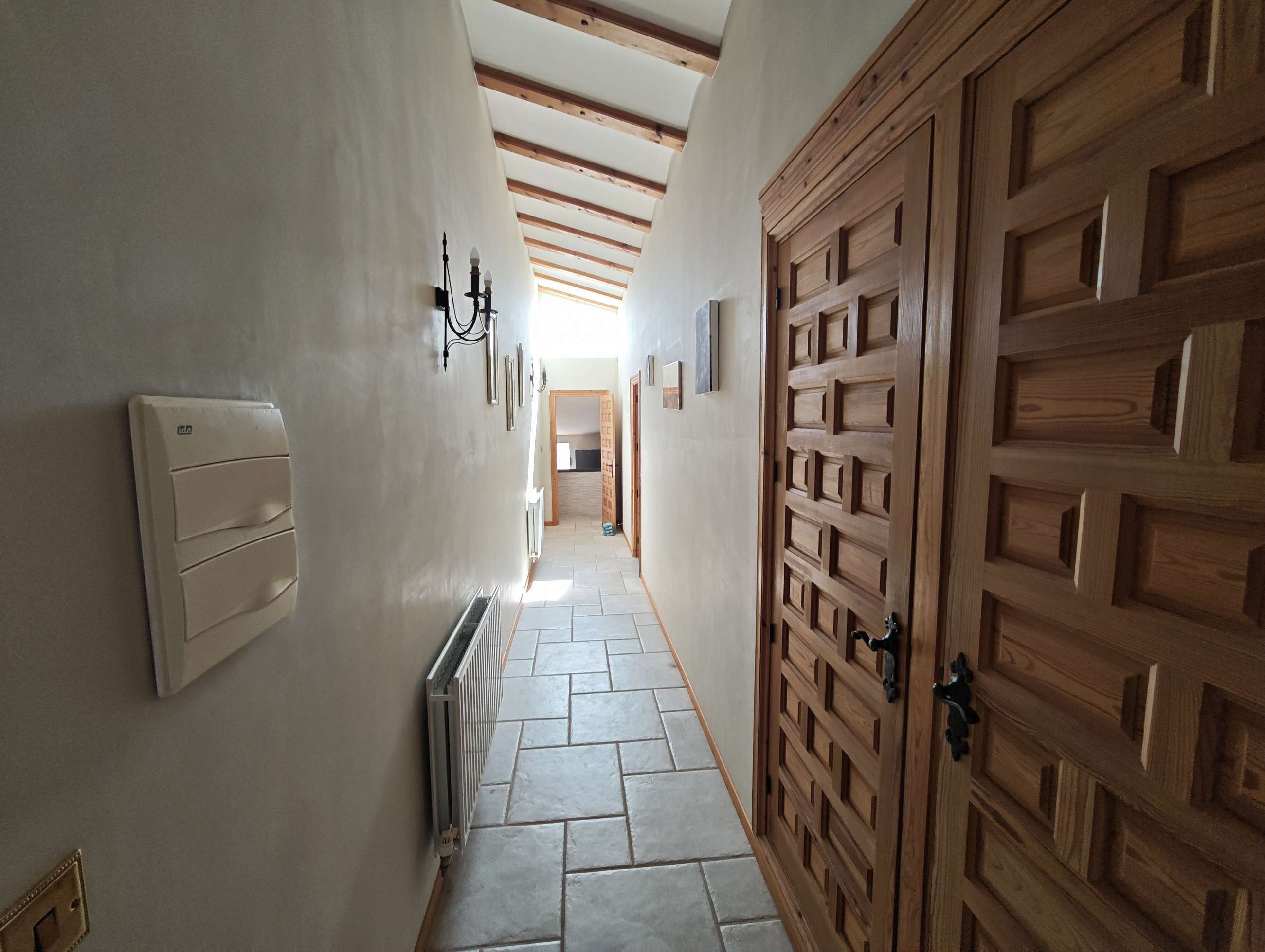 4-bedroom villa with pool in Albacete, Spain – Photo 23