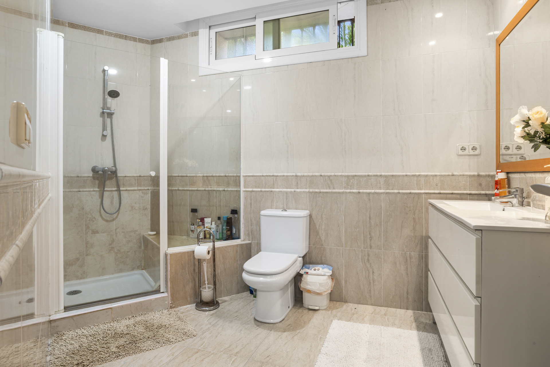 6 Bedroom Villa in Benahavís - Foto 47