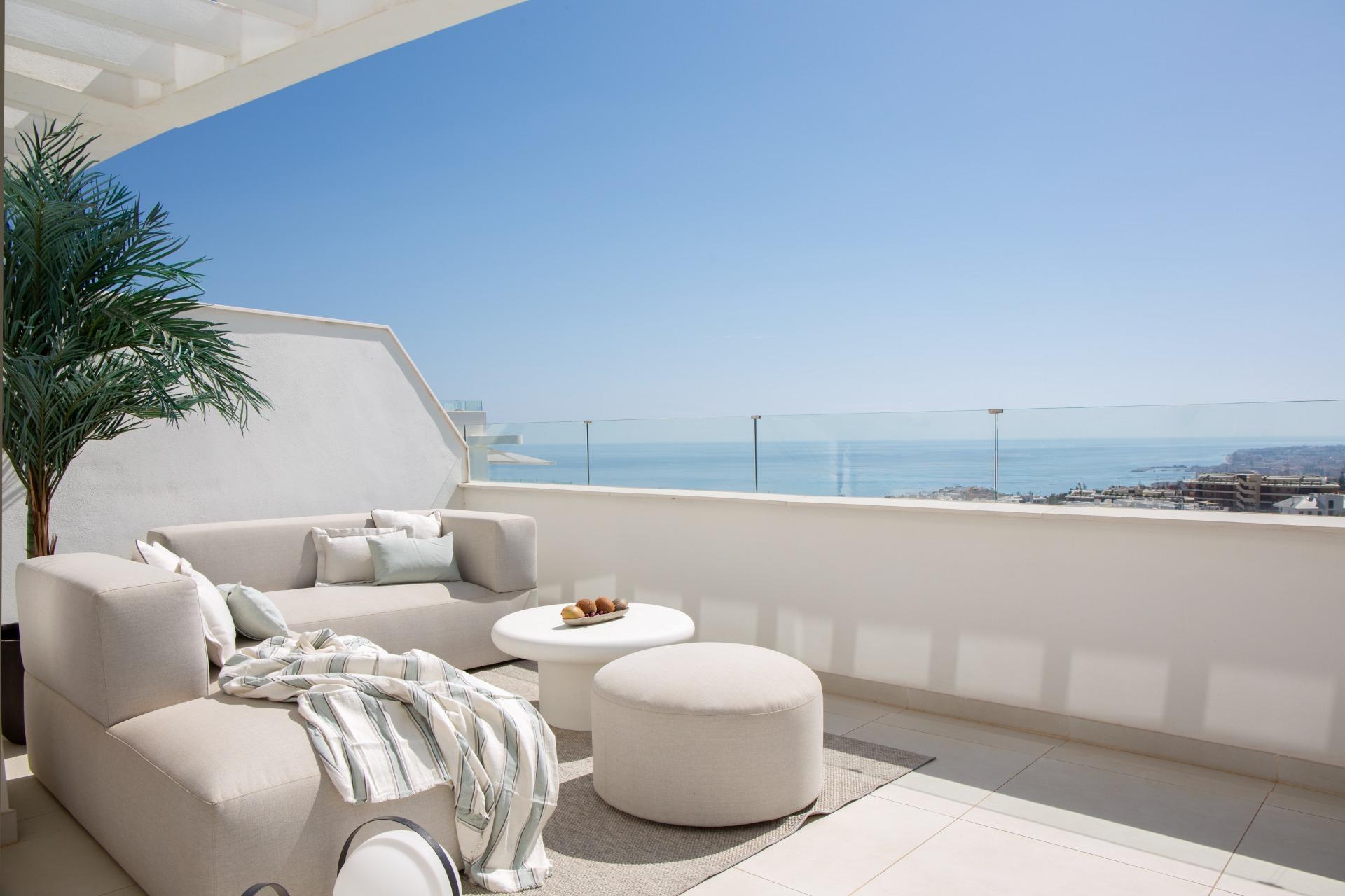 2 Bedroom Penthouse in Benalmádena - Photo 7