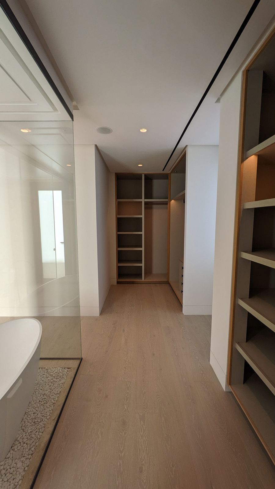 3 Bedroom Penthouse in Estepona - Photo 25