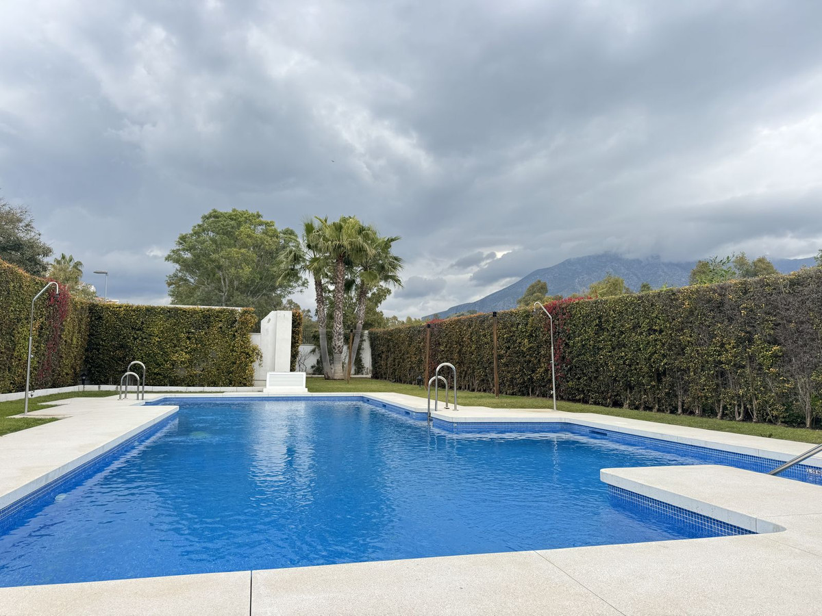 2 Bedroom Apartment in Marbella