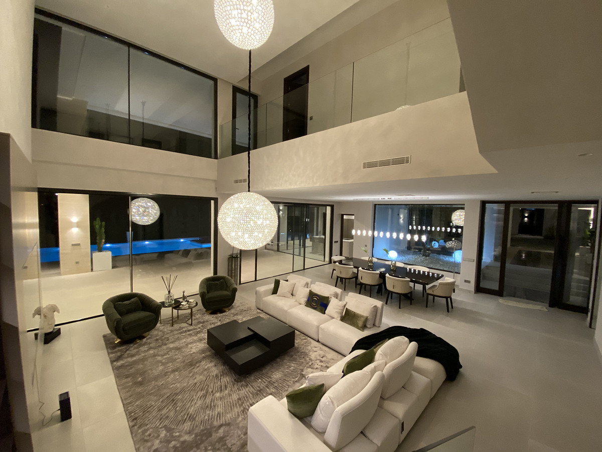6 Bedroom Villa in Benahavís - Foto 21