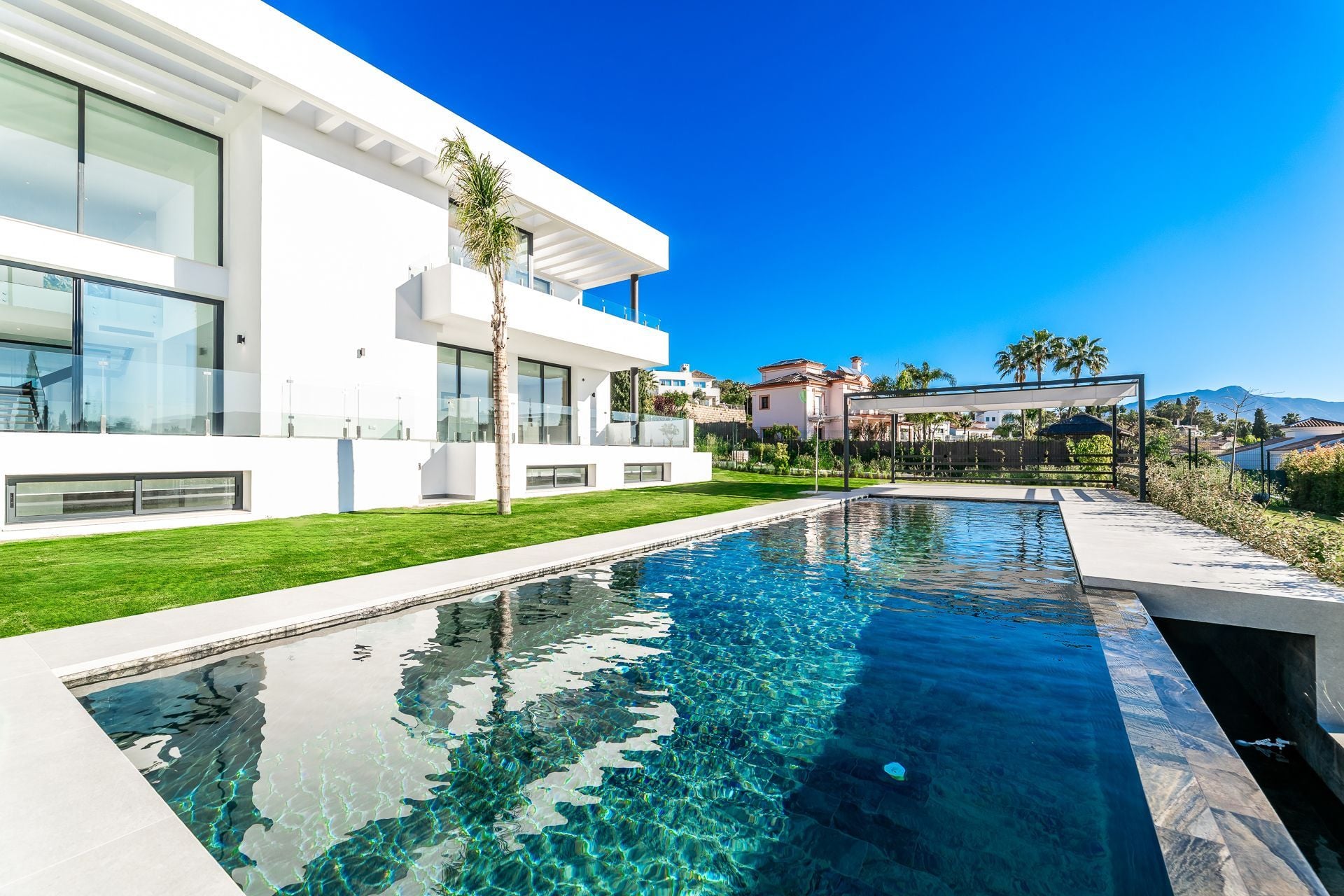 6 Bedroom Villa in Benahavís - Foto 21