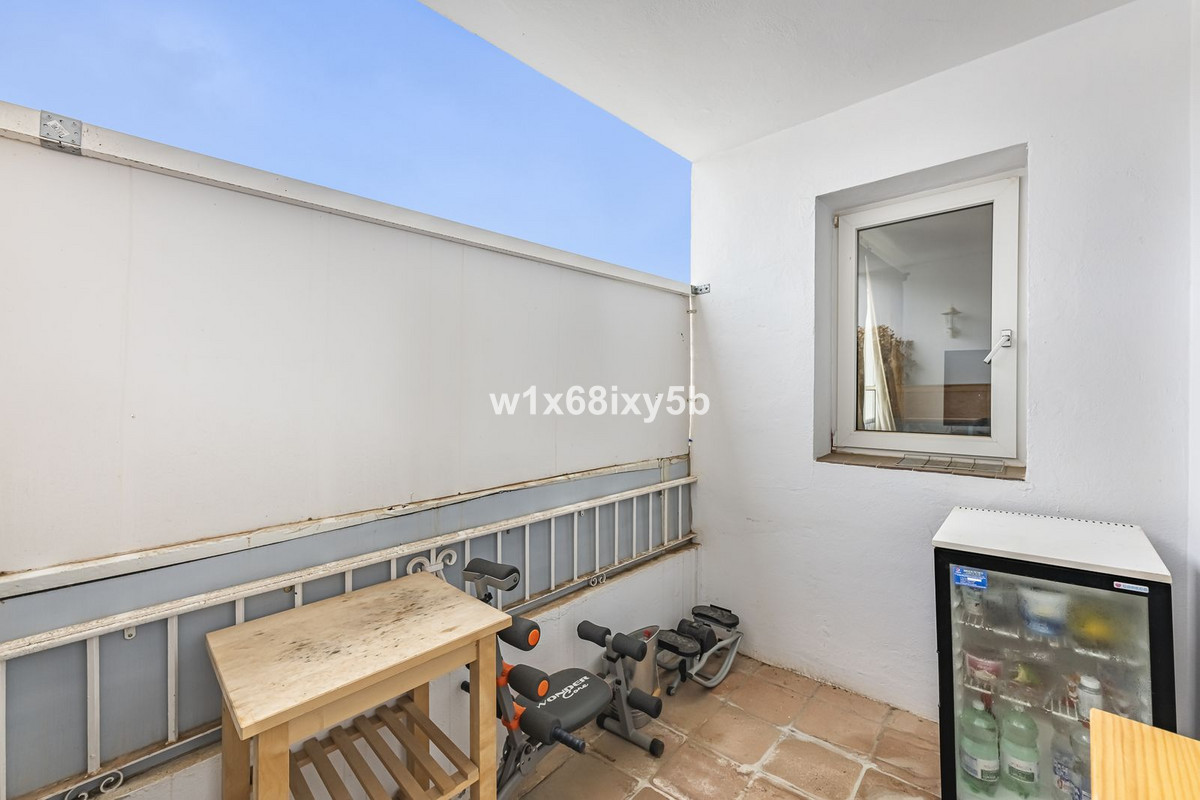1 Bedroom Townhouse in Benahavís - Photo 30