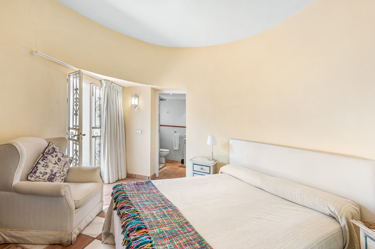 5 Bedroom Villa in San Pedro de Alcántara - Foto 24