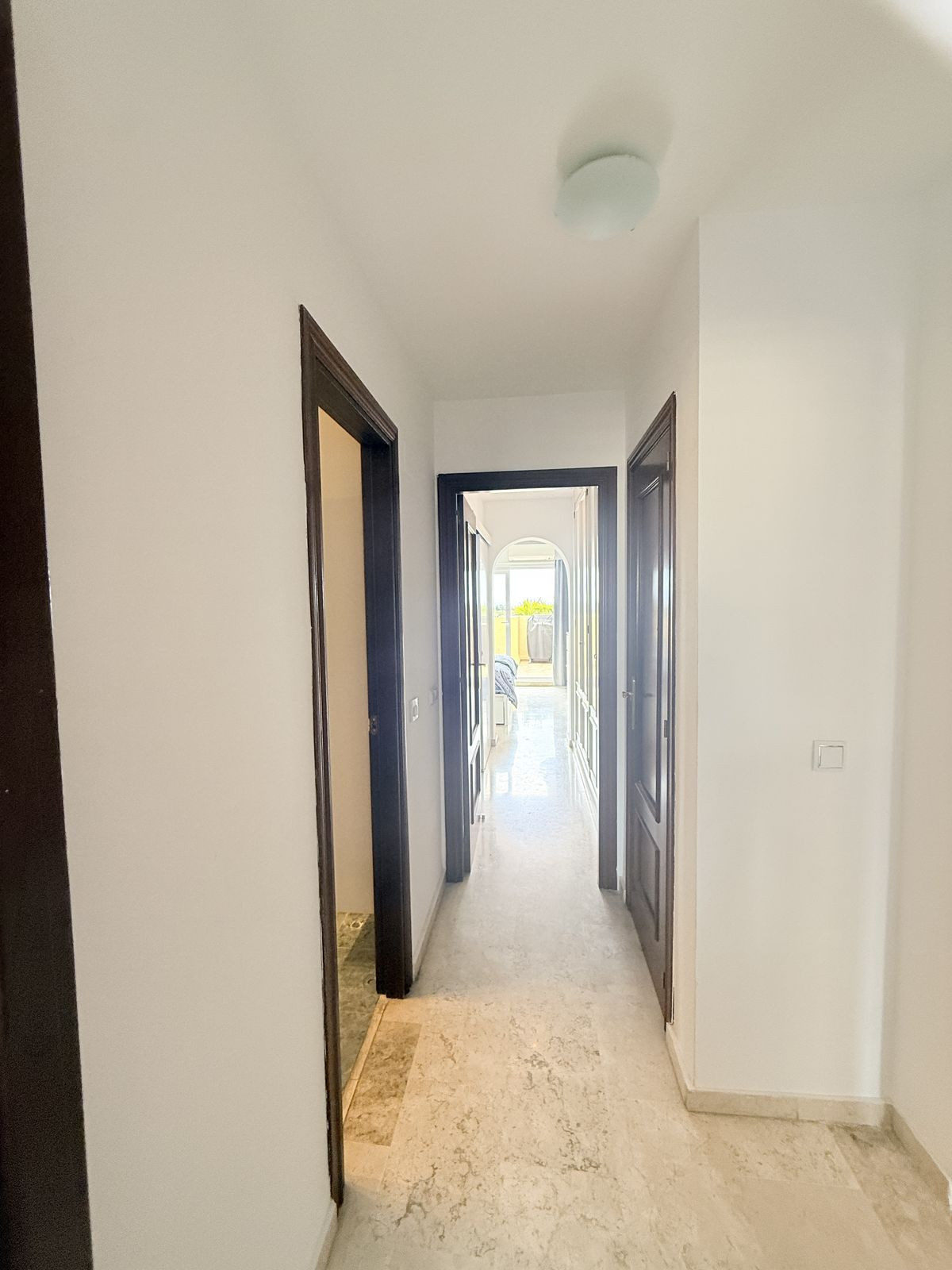2 Bedroom Apartment in Estepona - Photo 15