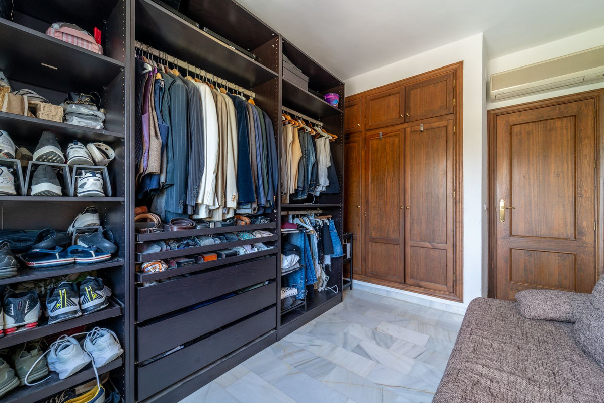 3 Bedroom Townhouse in Marbella - Photo 21