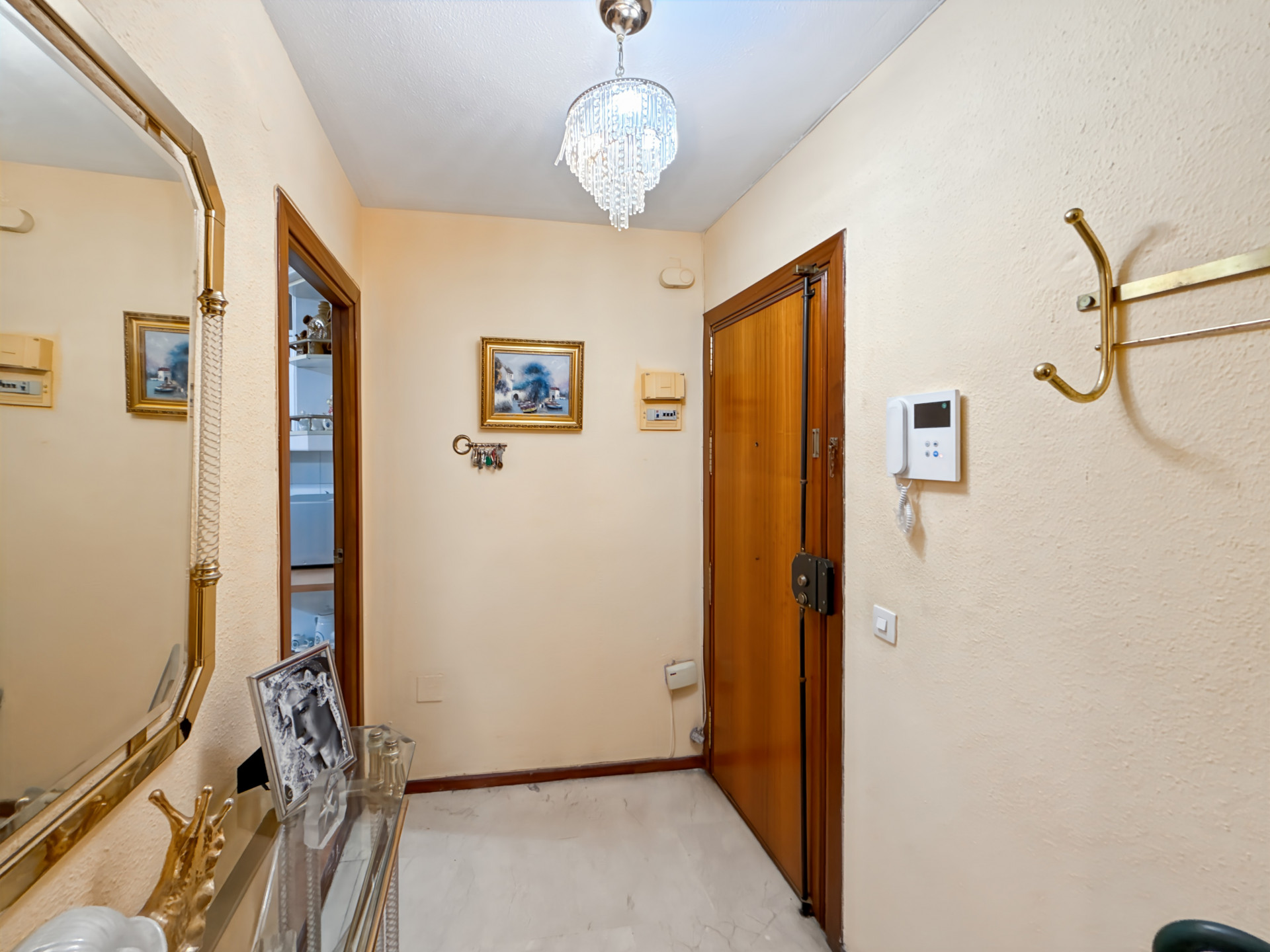 3 Bedroom Apartment in Málaga - Photo 9