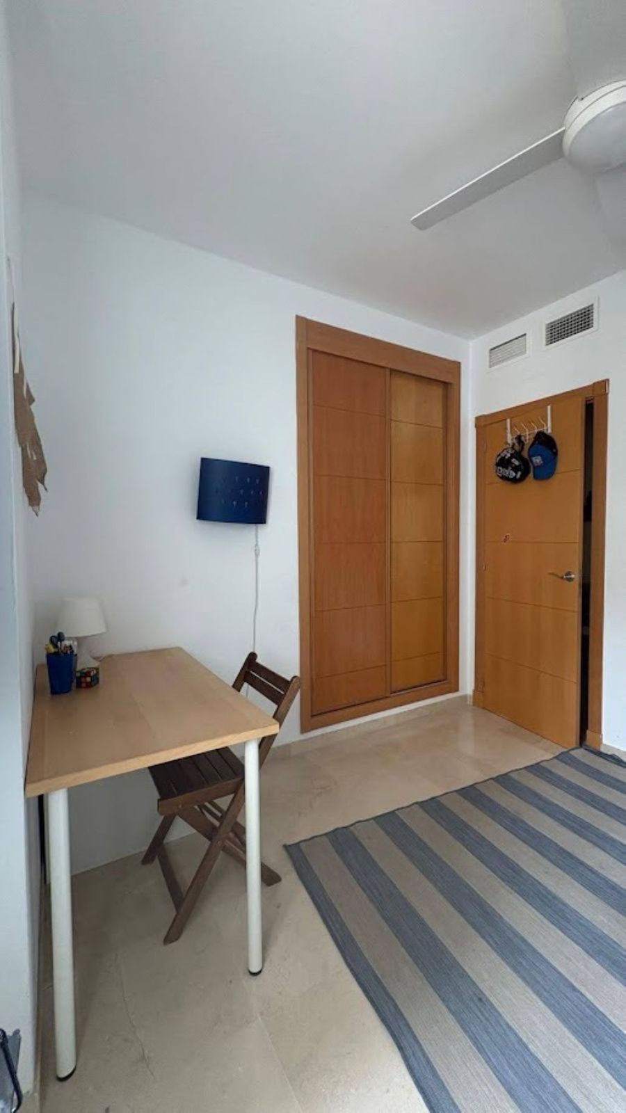 2 Bedroom Apartment in Benalmádena - Photo 20