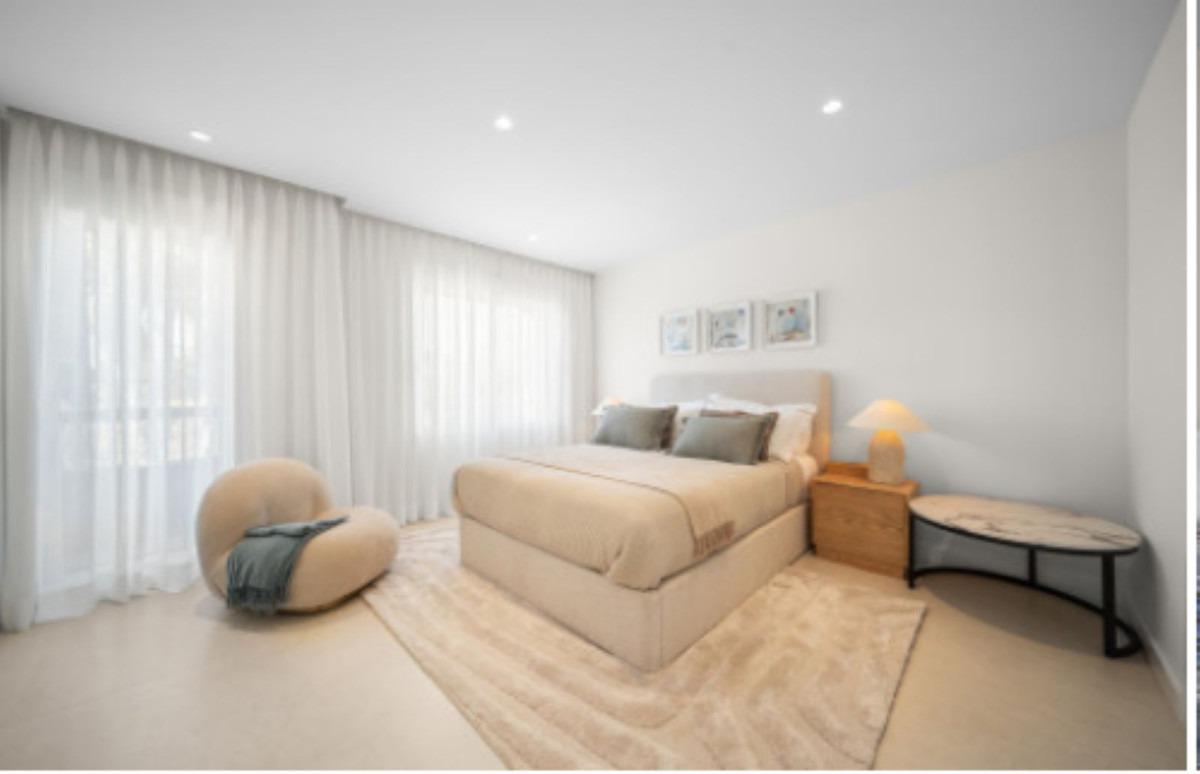 3 Bedroom Townhouse in Marbella - Photo 9
