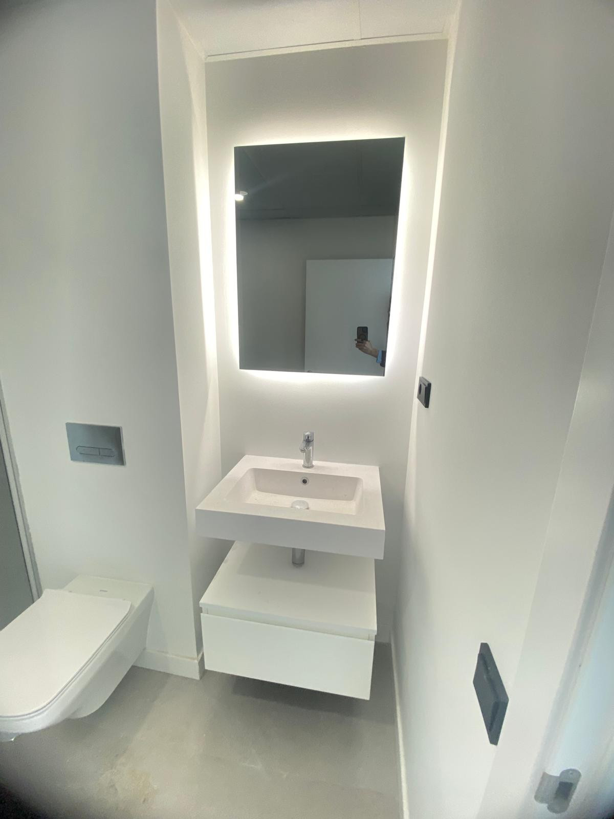 2 Bedroom Apartment in Marbella - Photo 18