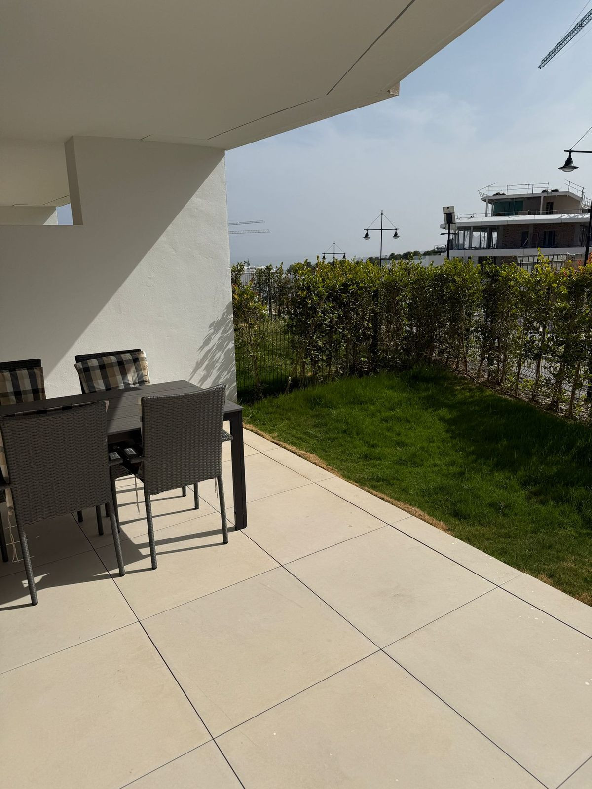 2 Bedroom Apartment in Benalmádena - Photo 8