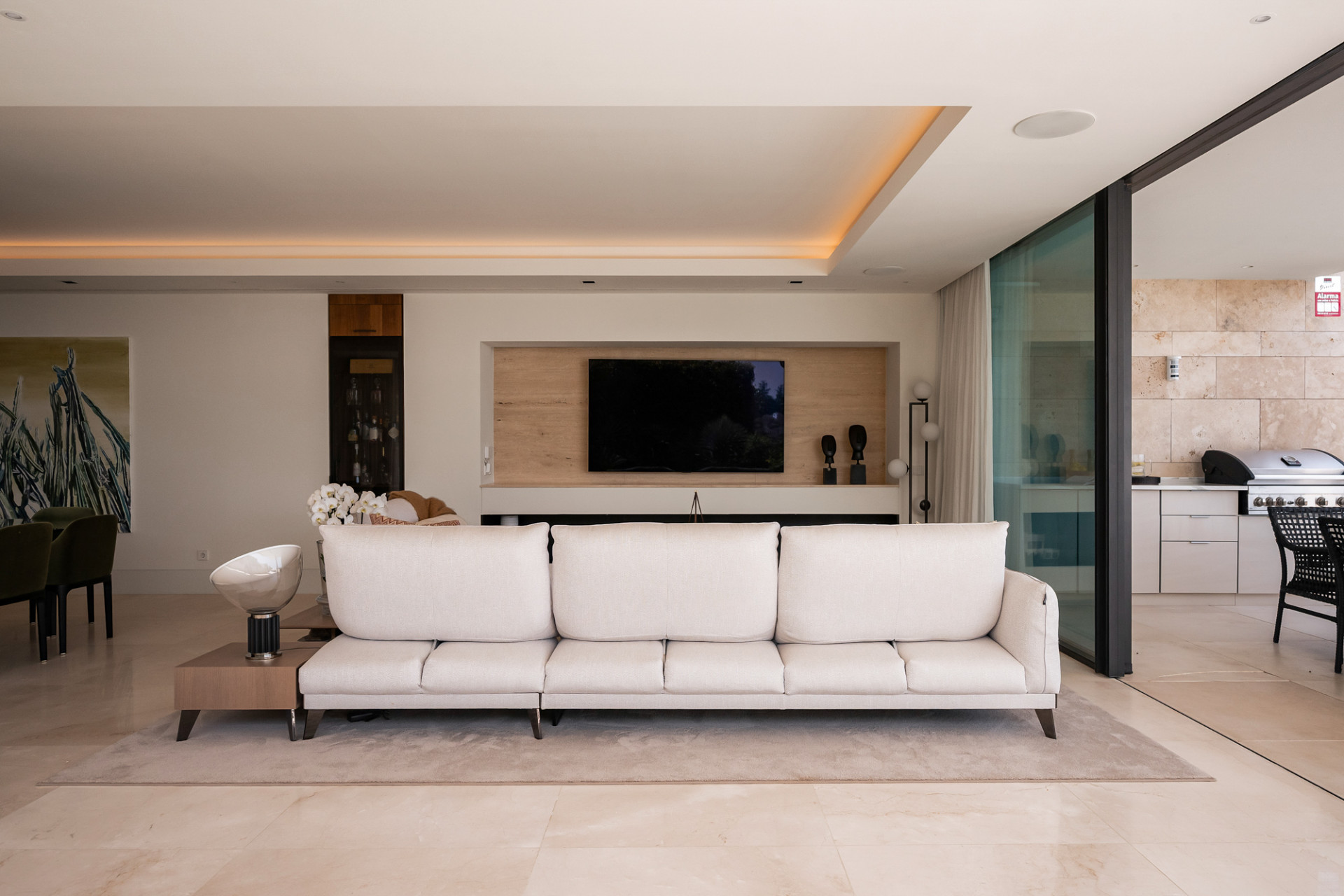 3 Bedroom Apartment in Benahavís - Photo 13