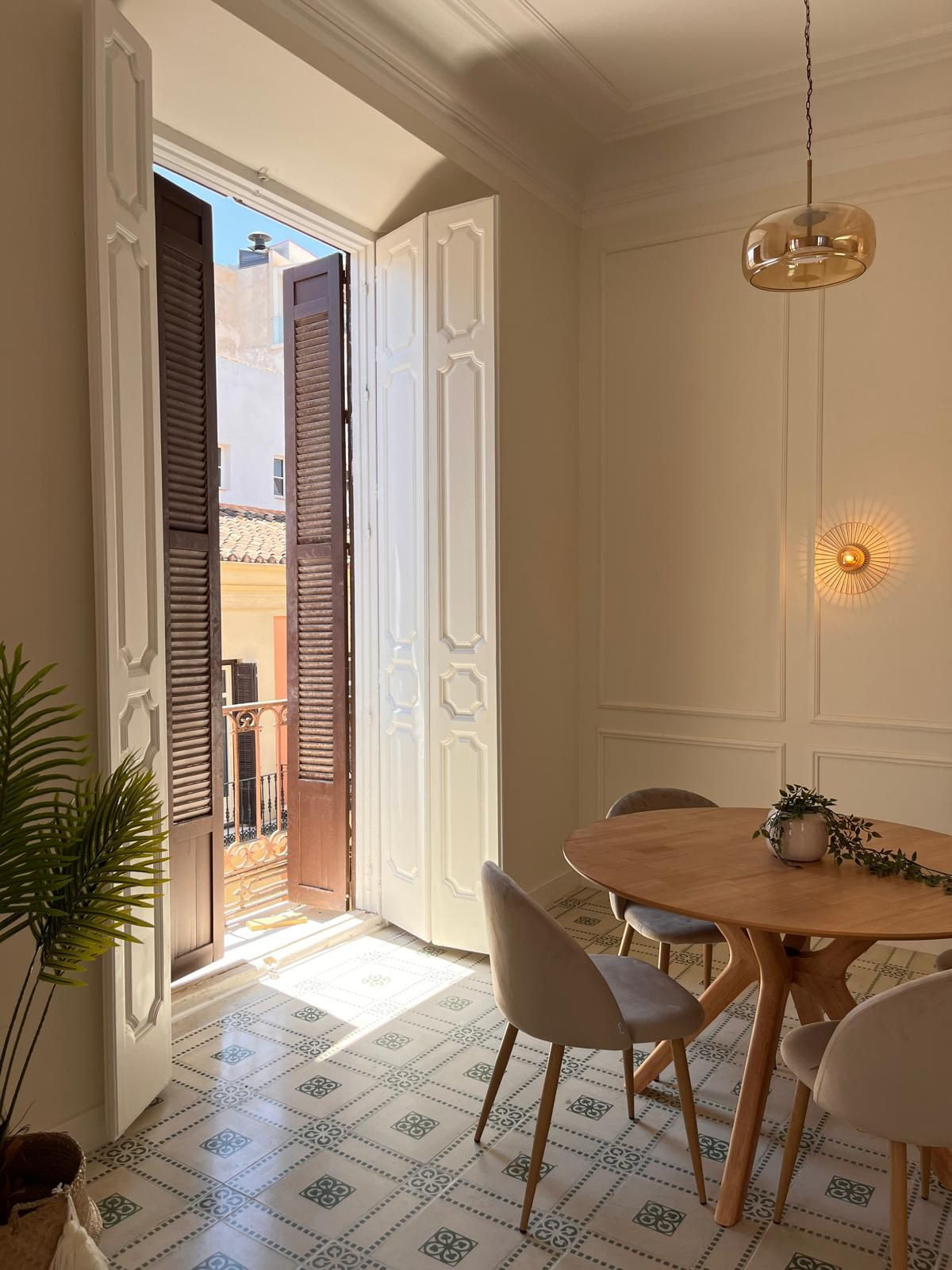 4 Bedroom Apartment in Málaga - Photo 8